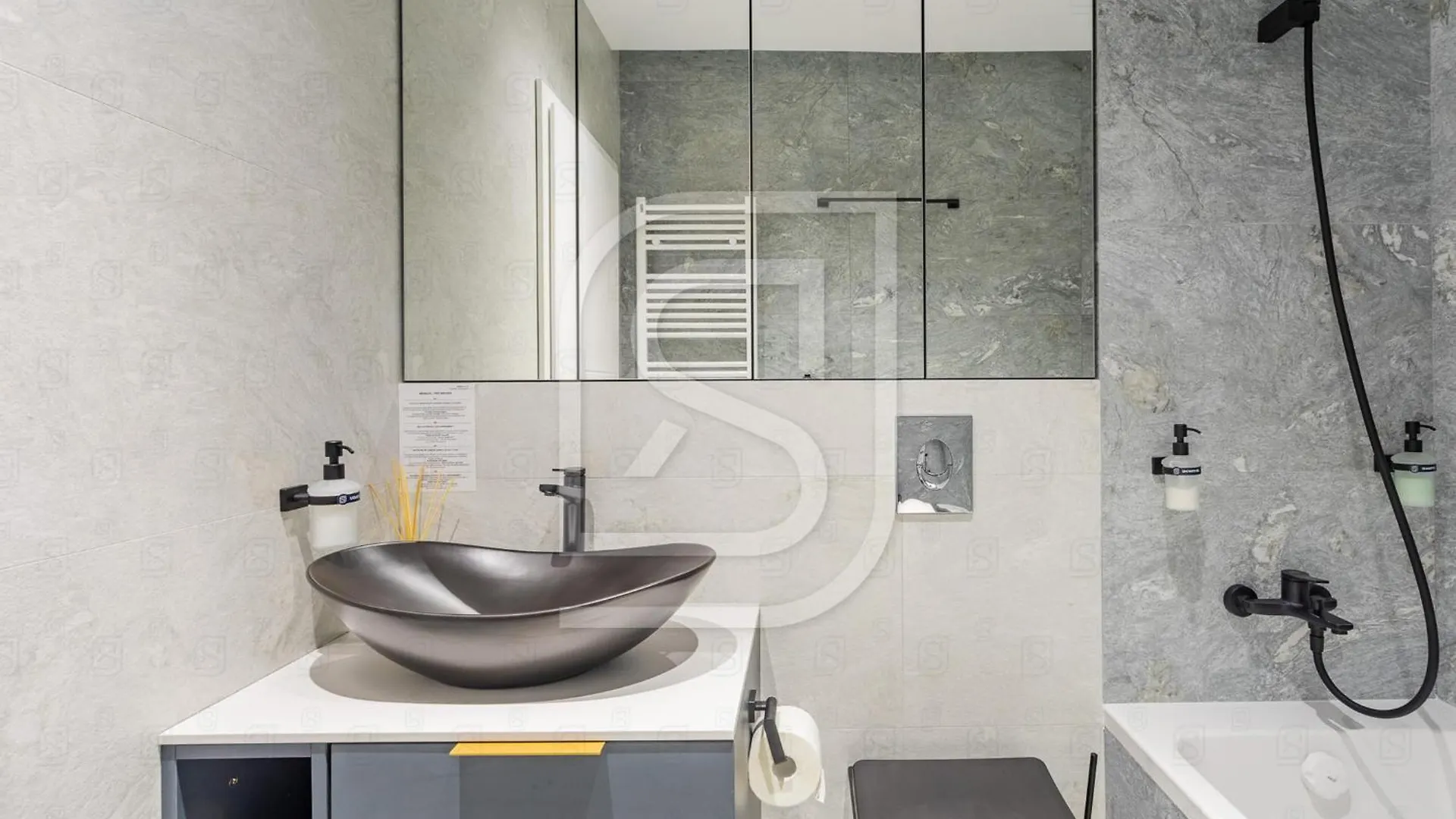 Aqua By Kristal Collection Apartment Bucharest Romania